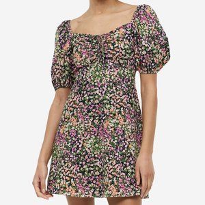 (NWT) H&M - cotton ditsy floral puff sleeve mini dress (small)